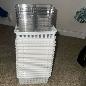 More makeup organizers